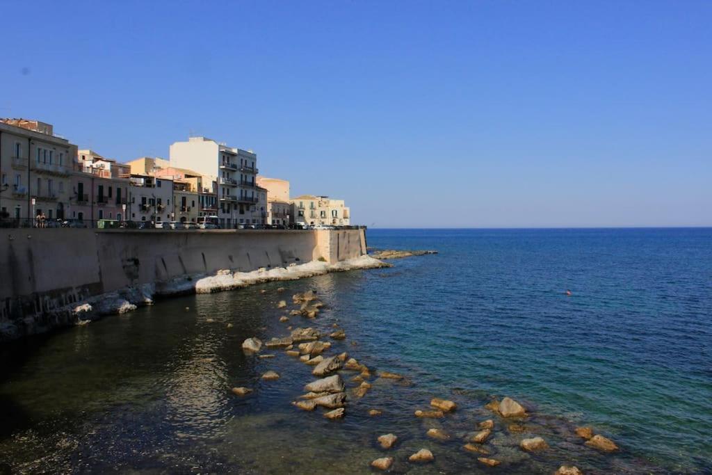 Maniace 57, Ortigia Historic Center, 200 Mt From The Beach Syracuse Eksteriør billede
